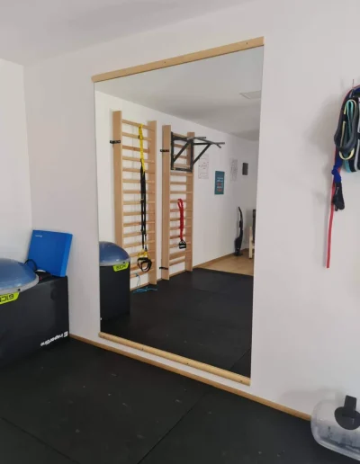 tükör sport terembe Budapest