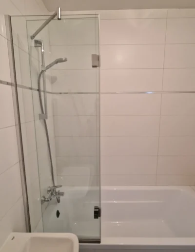 üveg kádparaván