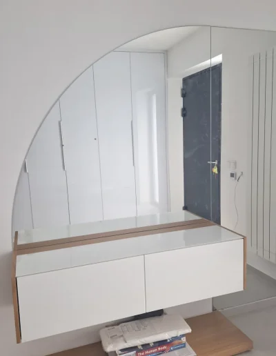 egyedi tükör vágása és ragasztása